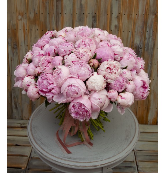 Фото - Букет-соло пионов Sarah Bernhardt (15,25,35,51,75 или 101) букет первые цветы