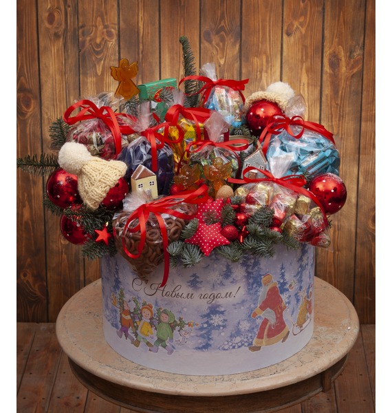 

Подарочная коробка "Новый Год из детства"