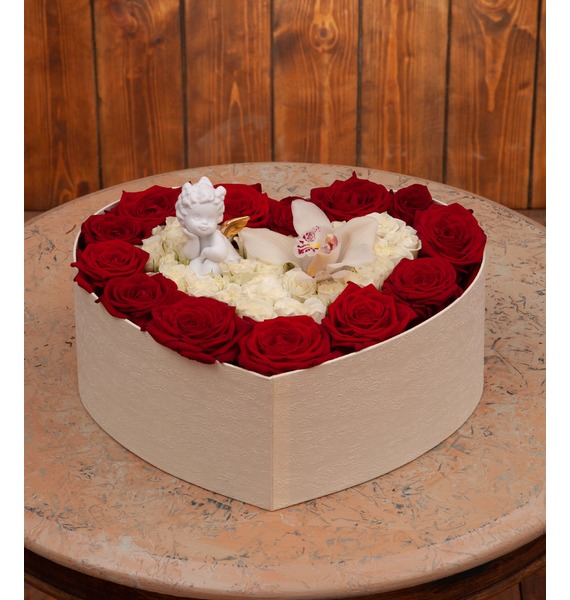 

Композиция "Песня Амура"