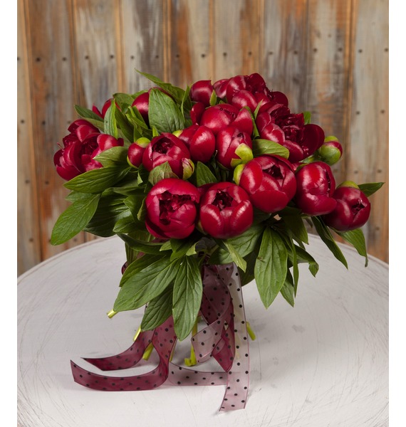 

Букет-соло пионов "Red Charm" (15,25,35,51,75 или 101)